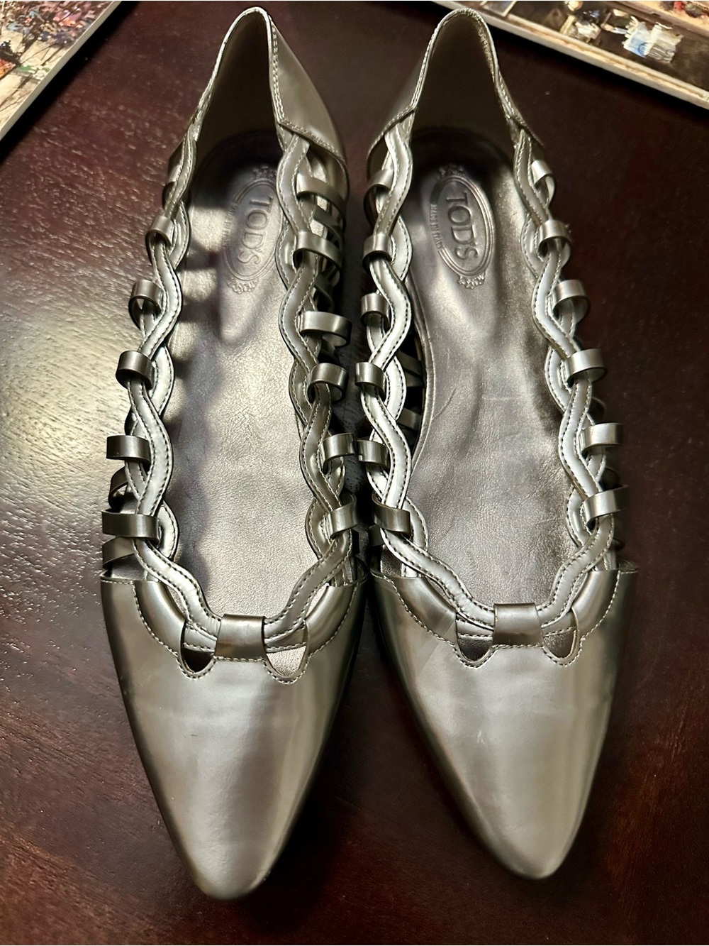 TOD'S Silver Pointed-Toe Leather Ballet Flats with Braided Trim